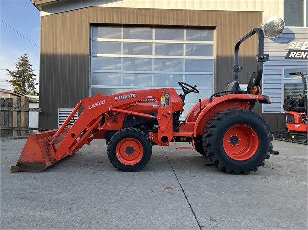 Rent the KUBOTA L3301HST TRACTOR. UNIT WEIGHT 2,650LBS | SE Rents